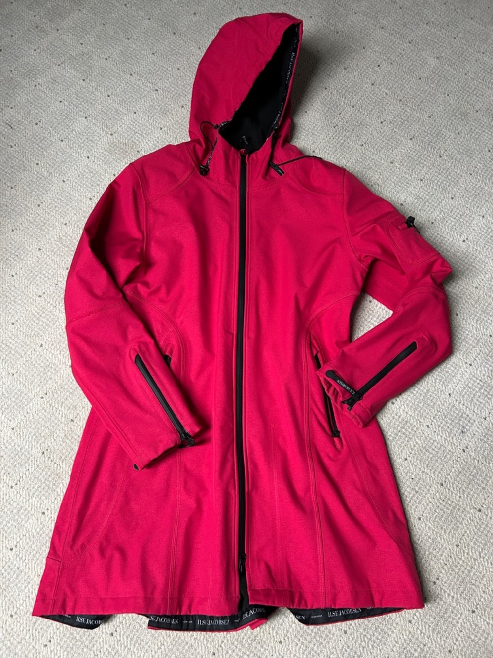 Ilse Jacobsen Women’s Hooded Softshell Coat in Hot Pink